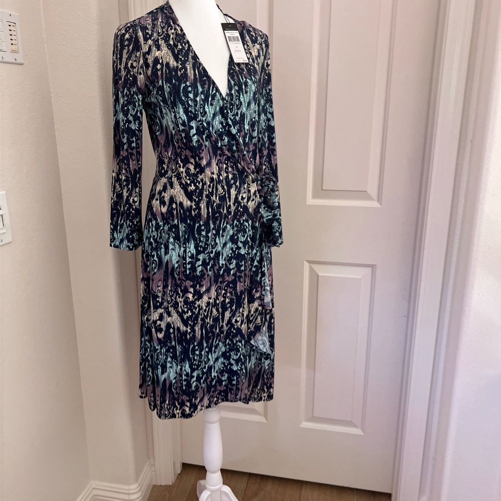 BCBG NWT Adele Wrap Dress - knee length. navy multi.
